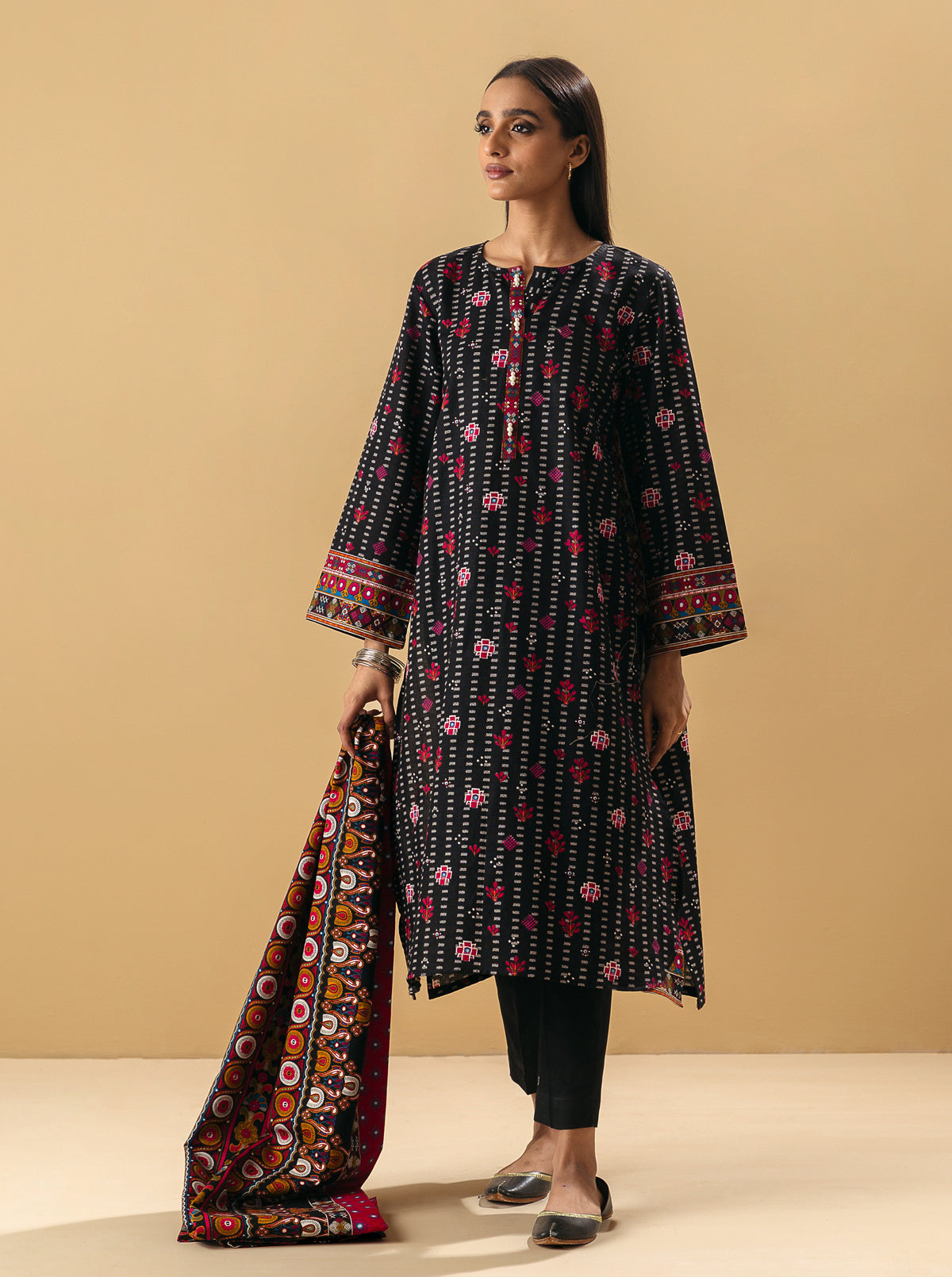 2 PIECE - PRINTED KHADDAR SUIT - FOLK LORE MORBAGH WN_22