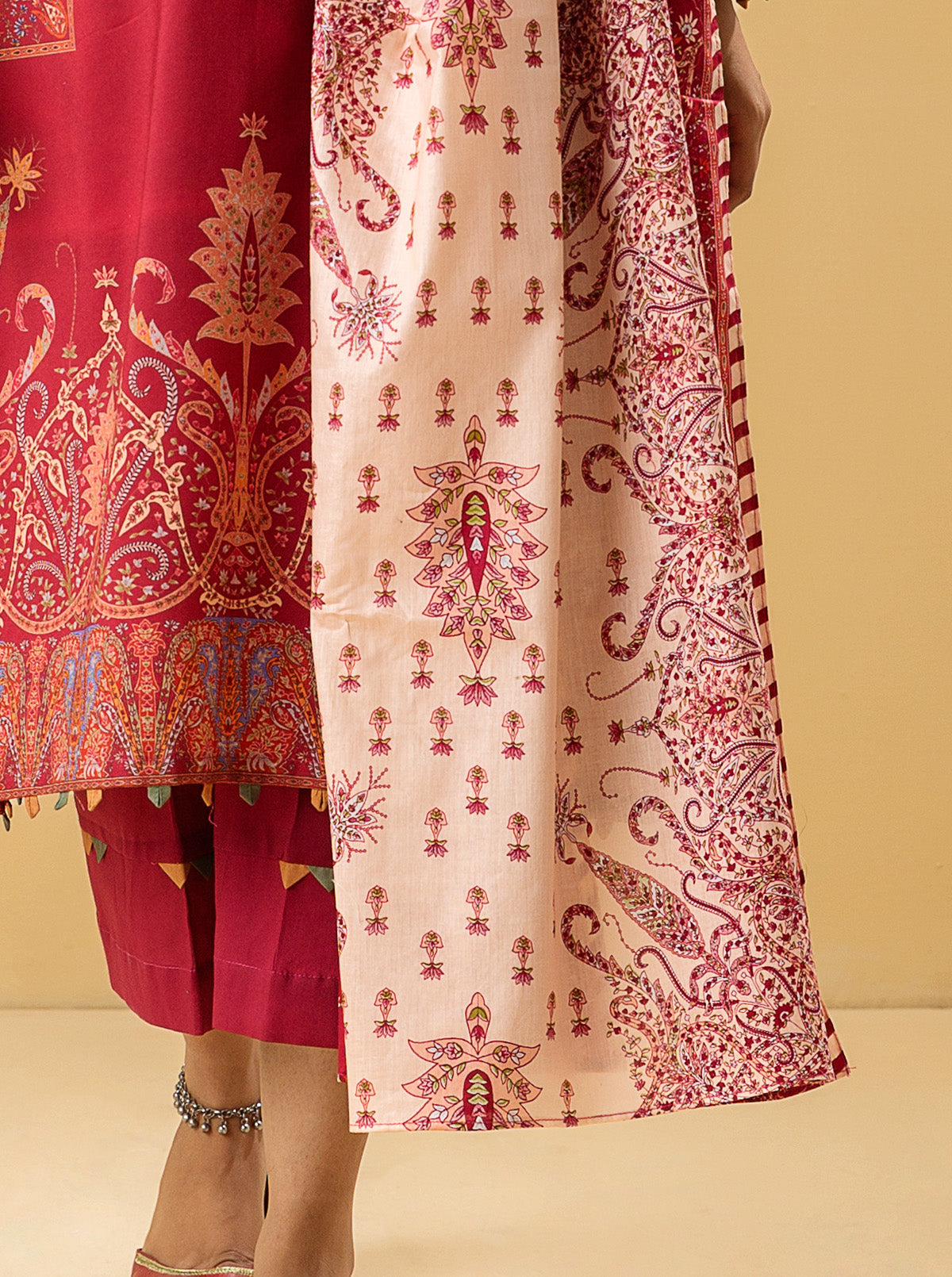 3 PIECE - EMBROIDERED LAWN SUIT - ORIENTAL RED MORBAGH SU_22