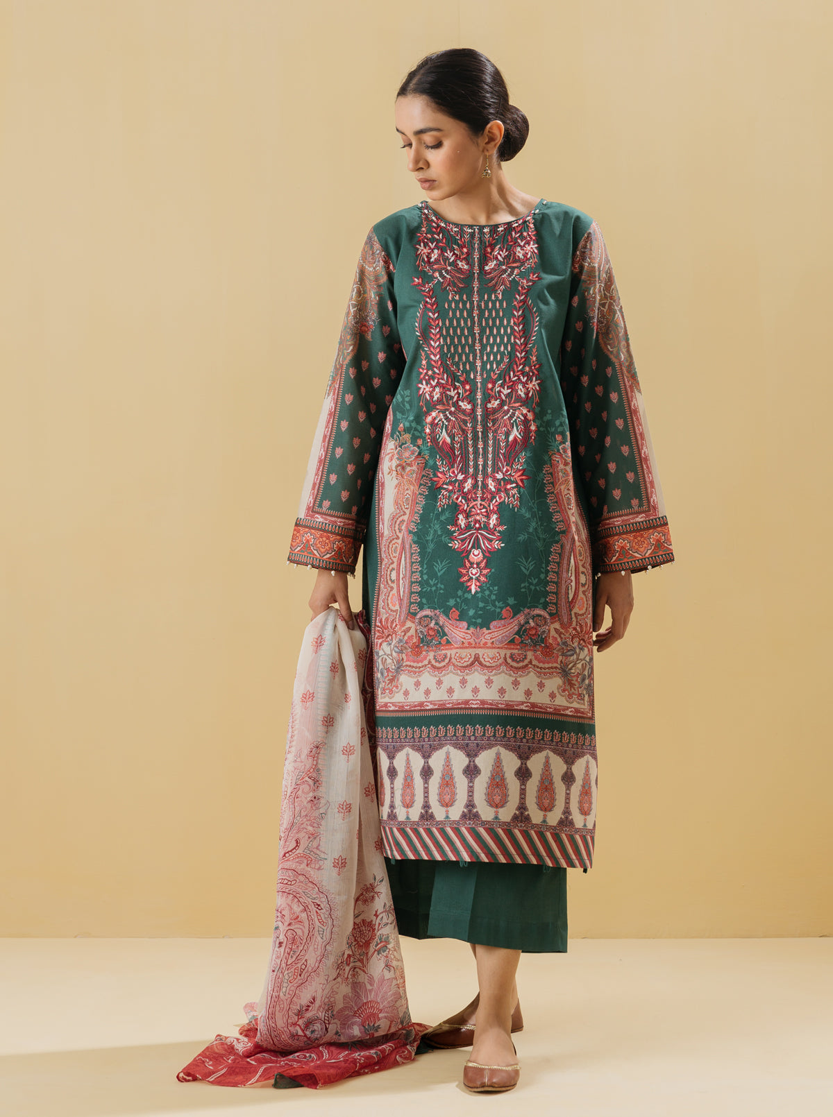 3 PIECE - EMBROIDERED LAWN SUIT - ANTIQUE PAISLEY MORBAGH SU_22