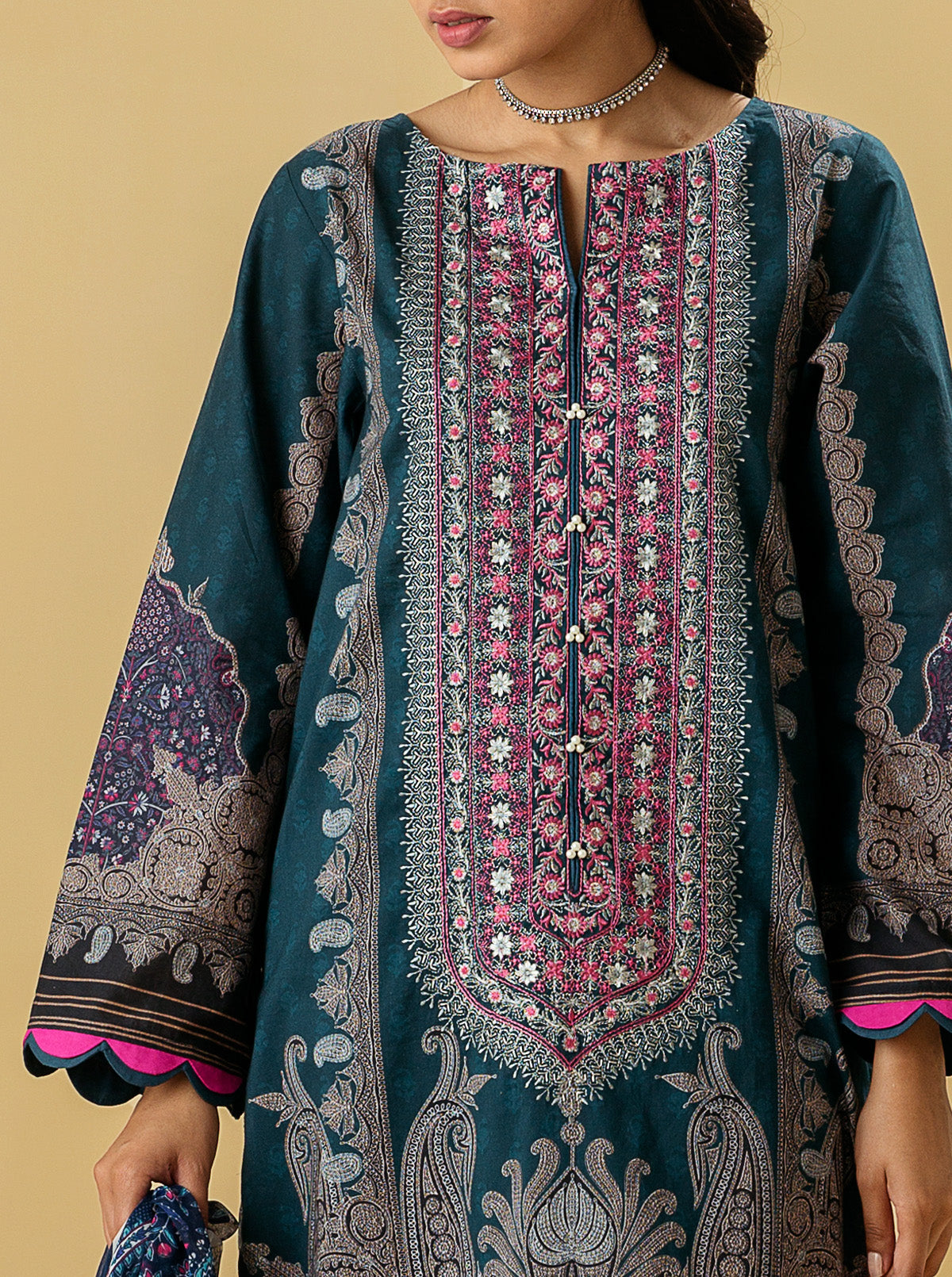 3 PIECE - EMBROIDERED LAWN SUIT - DIVINE PAISLEY MORBAGH SU_22