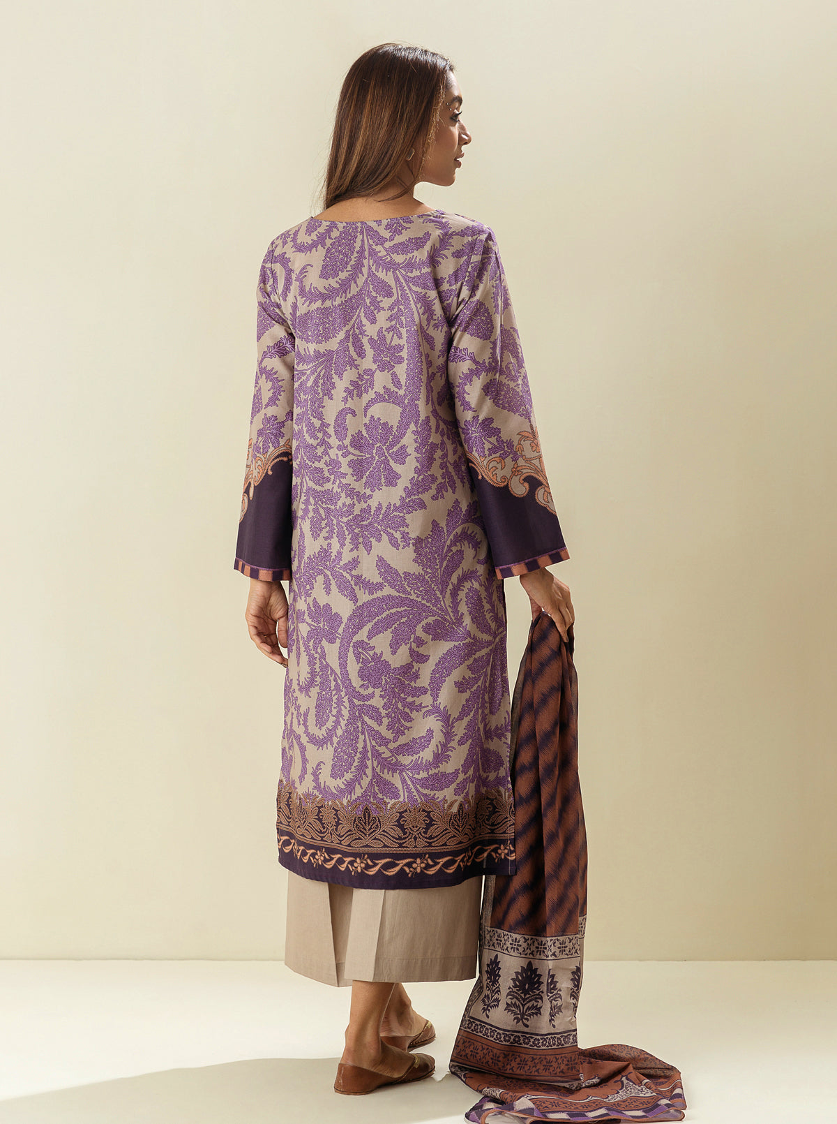 3 PIECE - PRINTED LAWN SUIT - VIVID LILACS MORBAGH SU_23