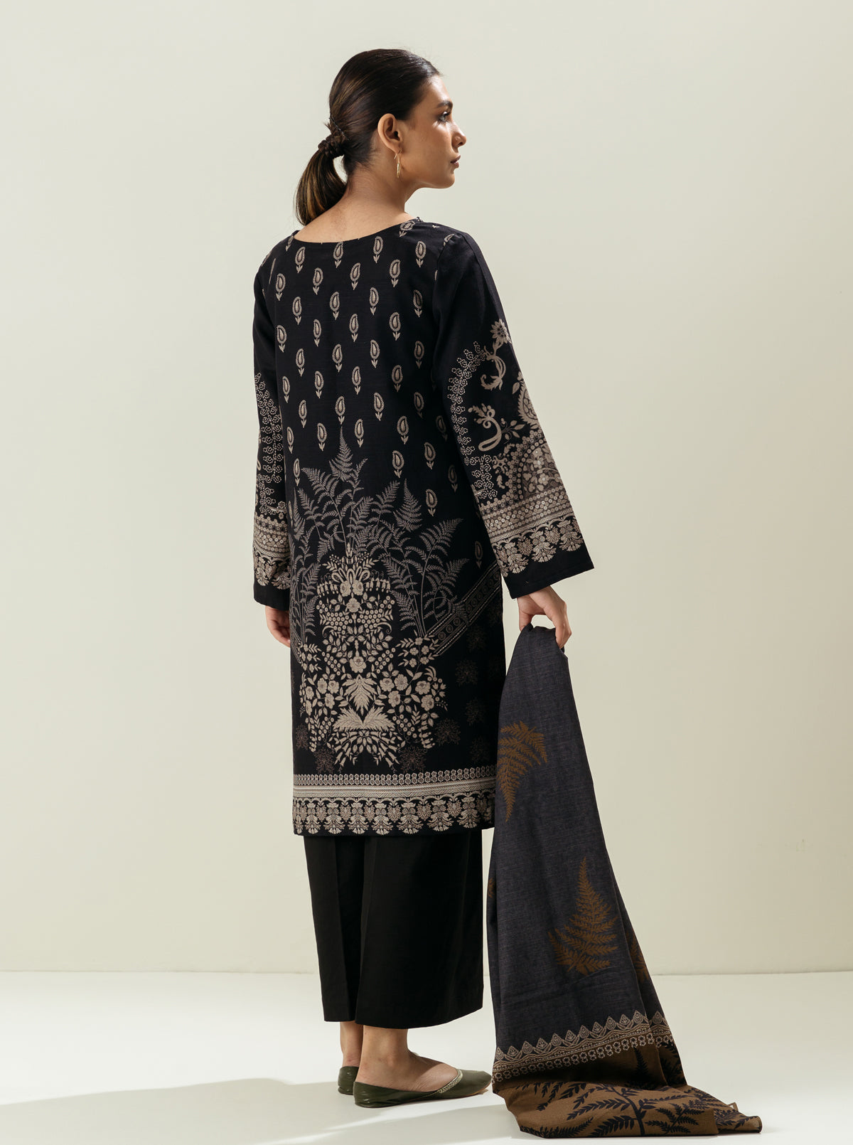 2 PIECE - PRINTED KHADDAR SUIT - WEB BLACK MORBAGH WN_22