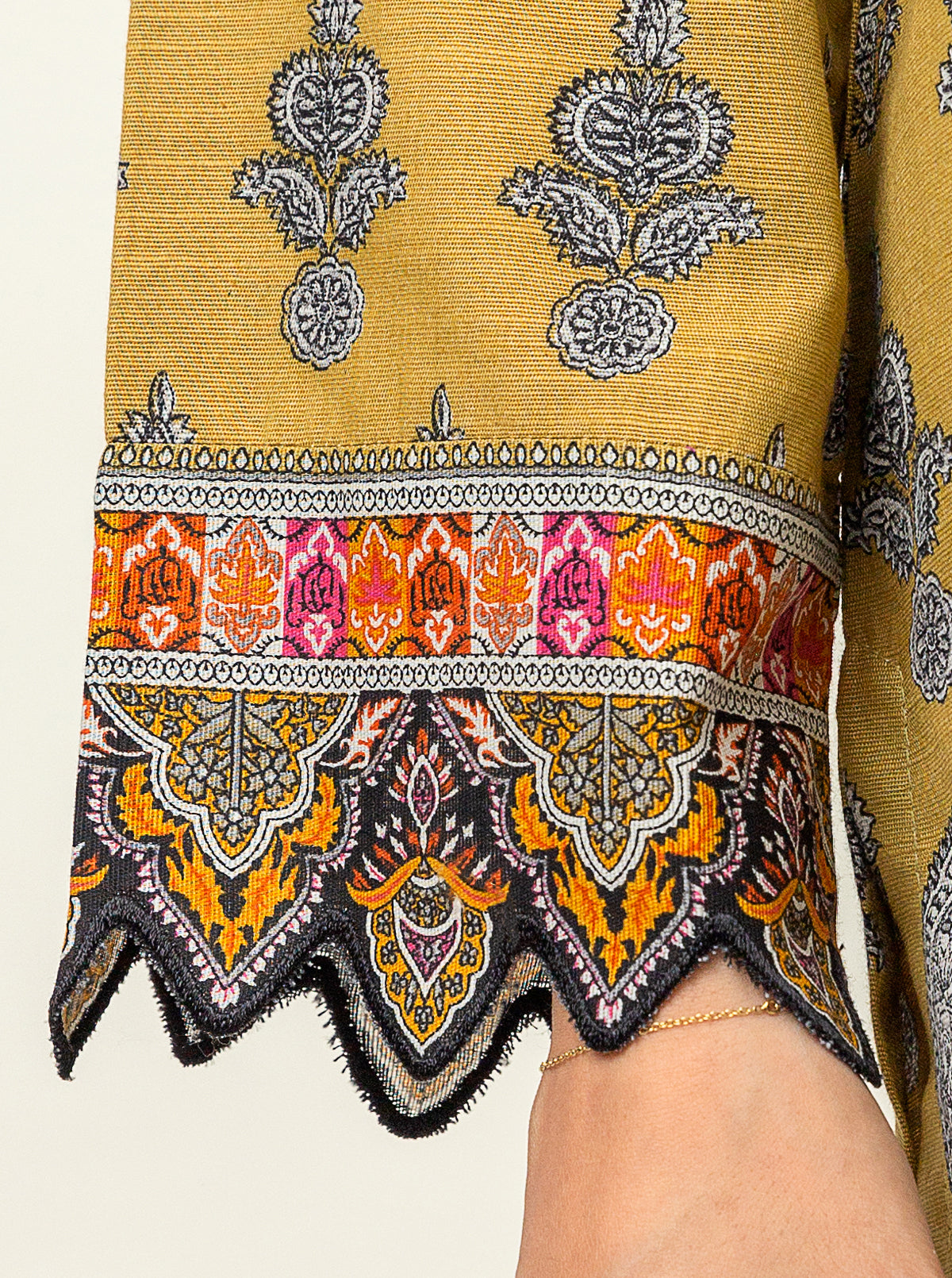 3 PIECE - PRINTED KHADDAR SUIT - GOLDEN PALM MORBAGH WN_23