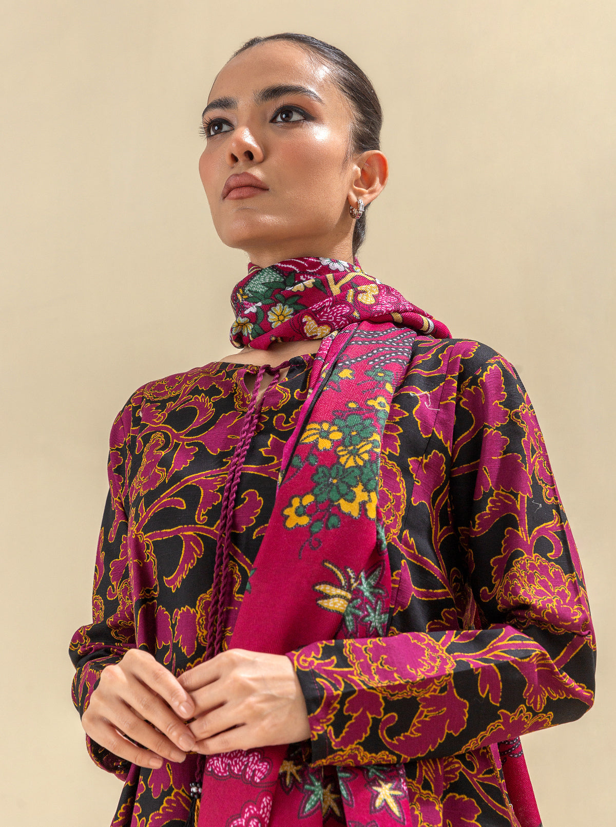 2 PIECE - PRINTED KHADDAR SUIT WITH HERRINGBONE SHAWL - MAGICIANS BEAM MORBAGH WN_23