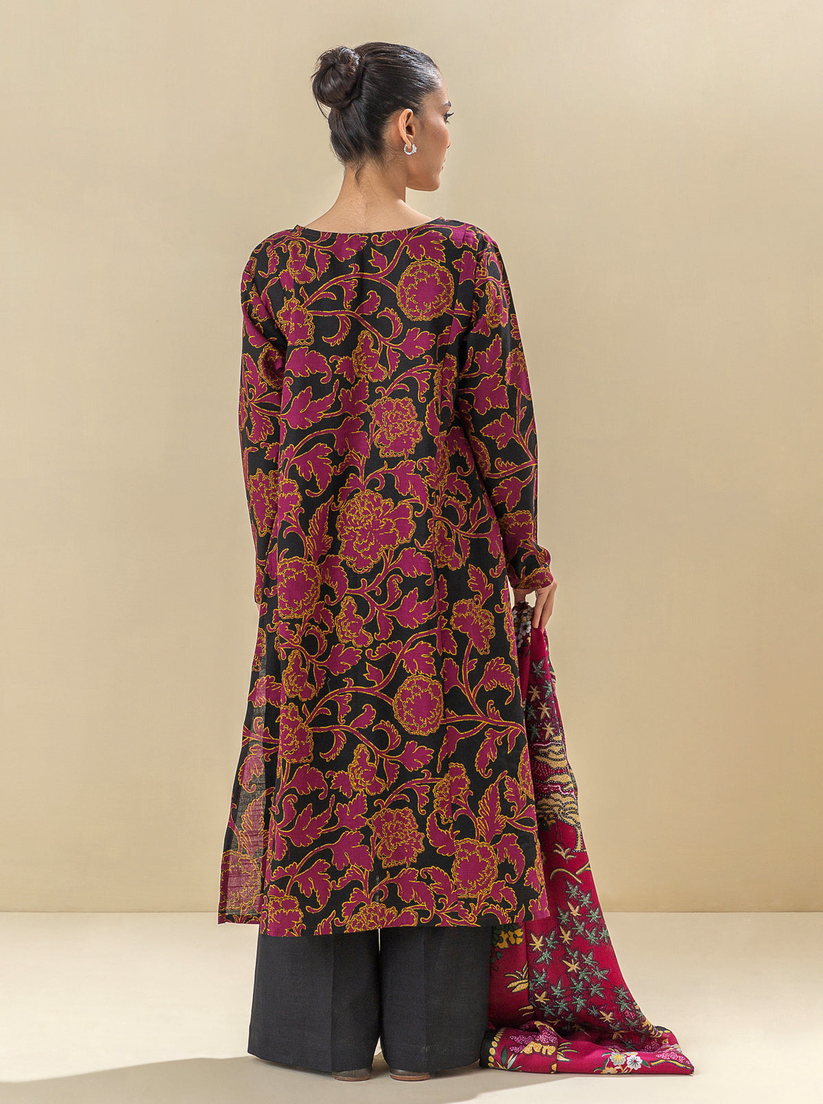 2 PIECE - PRINTED KHADDAR SUIT WITH HERRINGBONE SHAWL - MAGICIANS BEAM MORBAGH WN_23