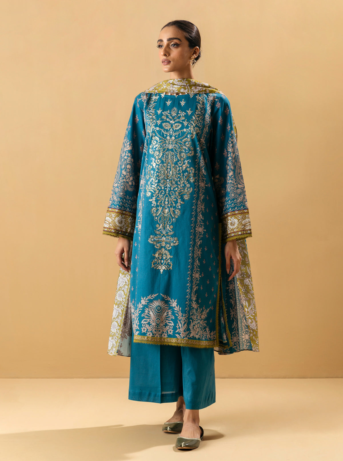 3 PIECE - EMBROIDERED LAWN SUIT - URBAN BLUE MORBAGH SU_22