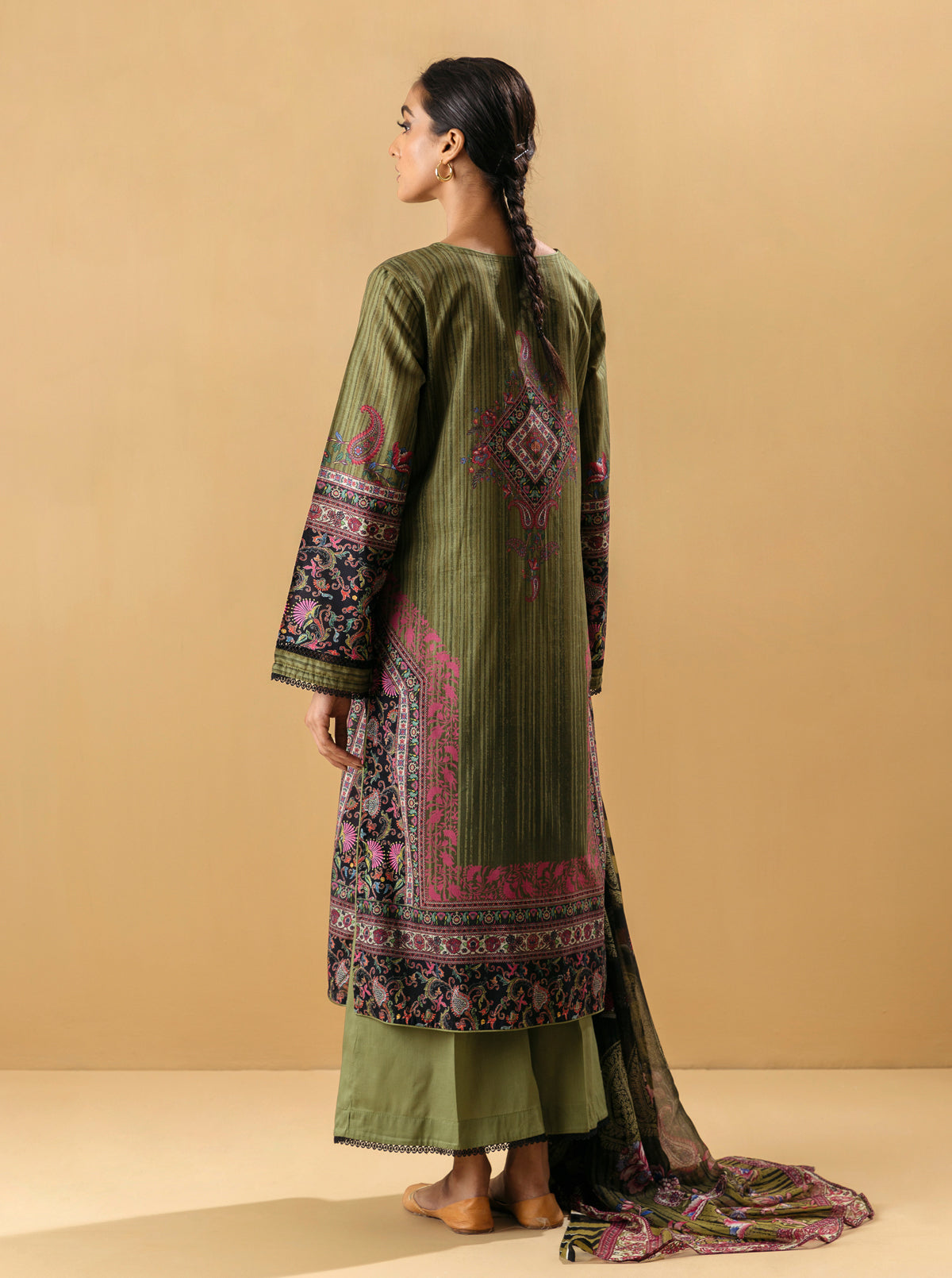 3 PIECE - PRINTED LAWN SUIT - GRACE GLORIA MORBAGH SU_22