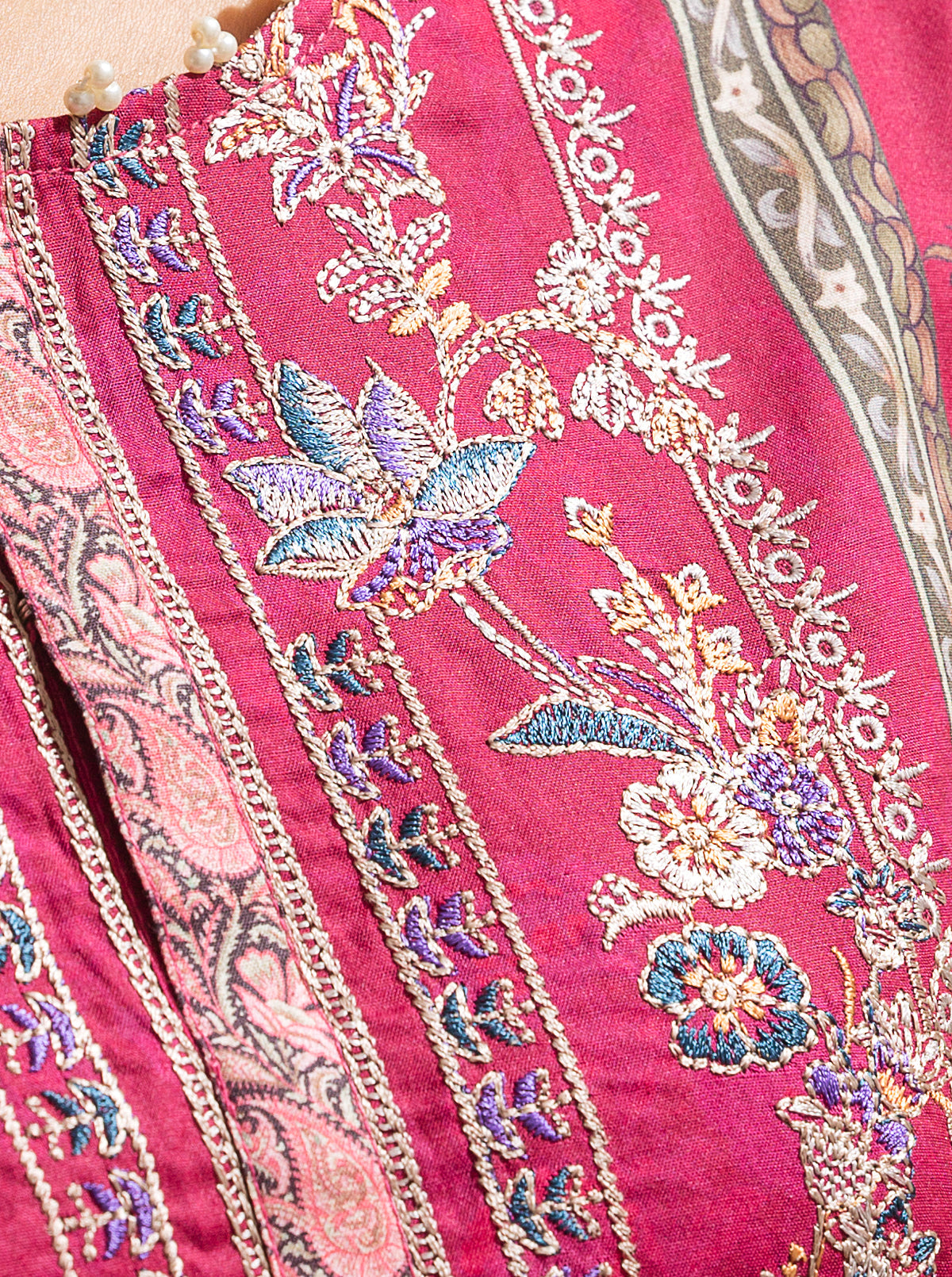 3 PIECE - EMBROIDERED LAWN SUIT - GRANITA SPRING MORBAGH SU_23