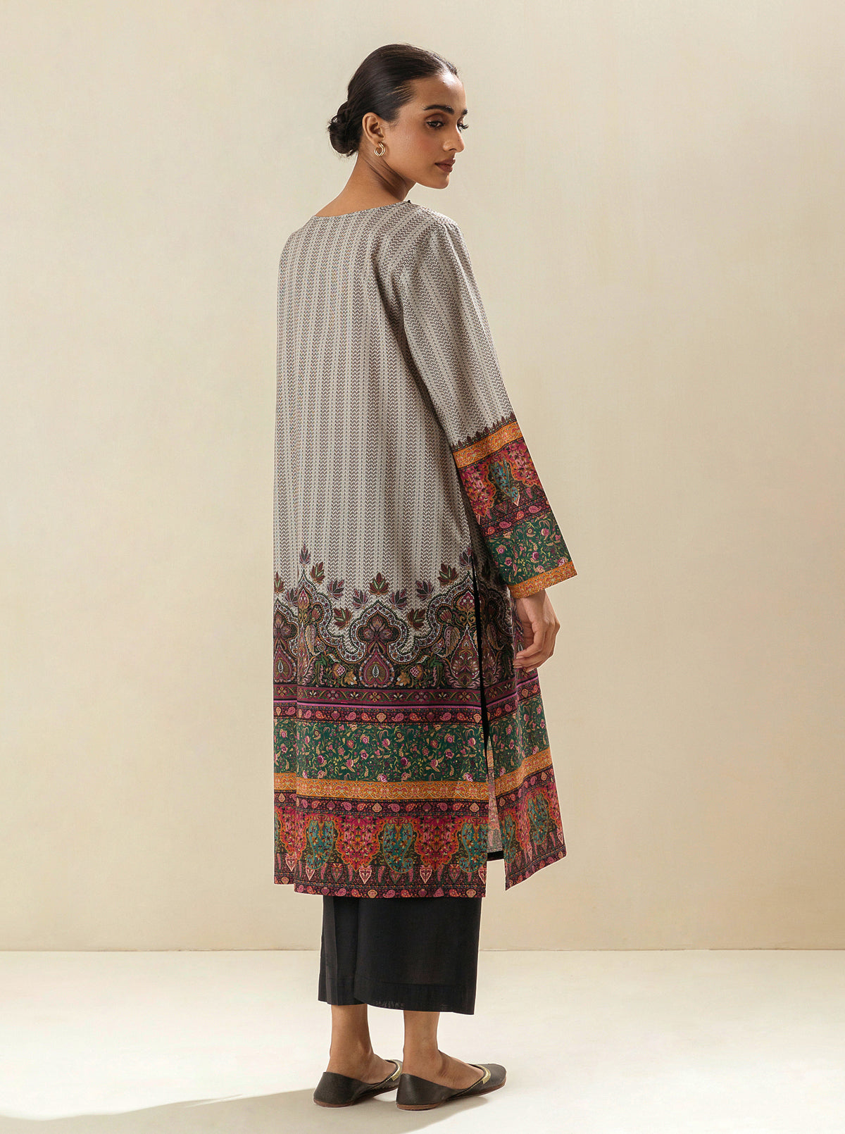 1 PIECE - PRINTED LAWN SHIRT - IBIS CREAM MORBAGH SU_23