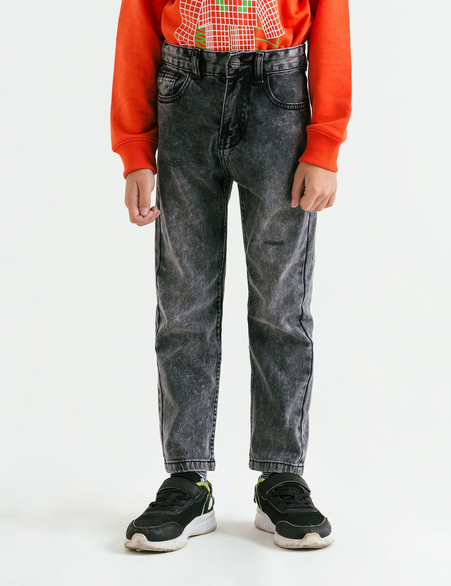 SLIM FIT JEANS