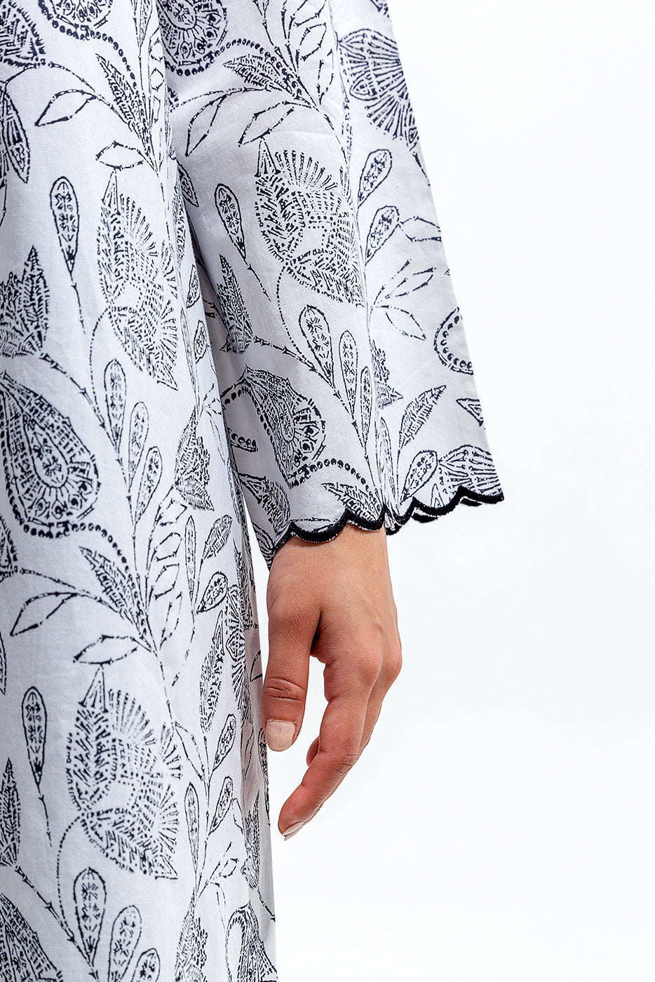 2 PIECE PRINTED LAWN SUIT (PRET)