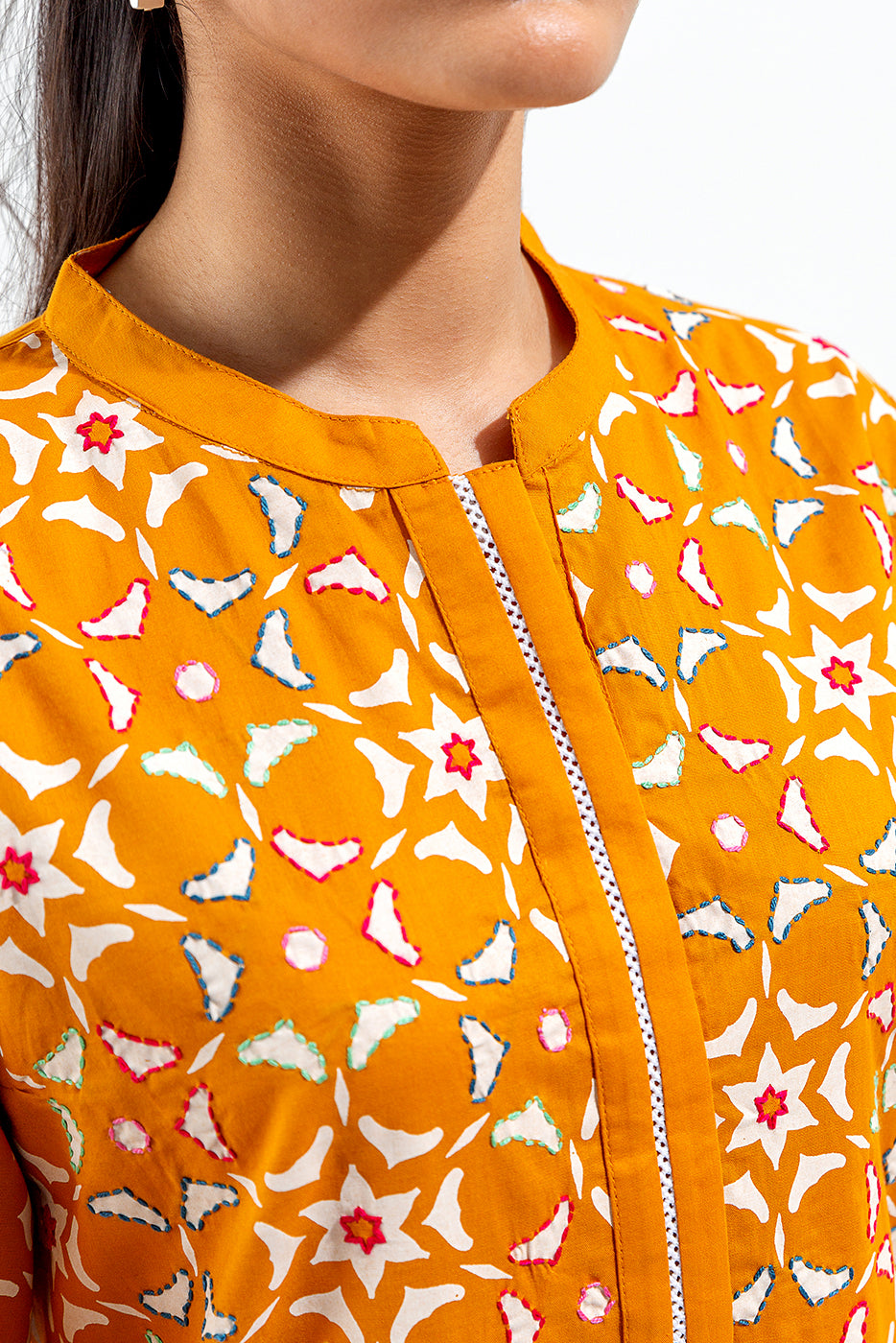 EMBROIDERED LAWN SHIRT (PRET)