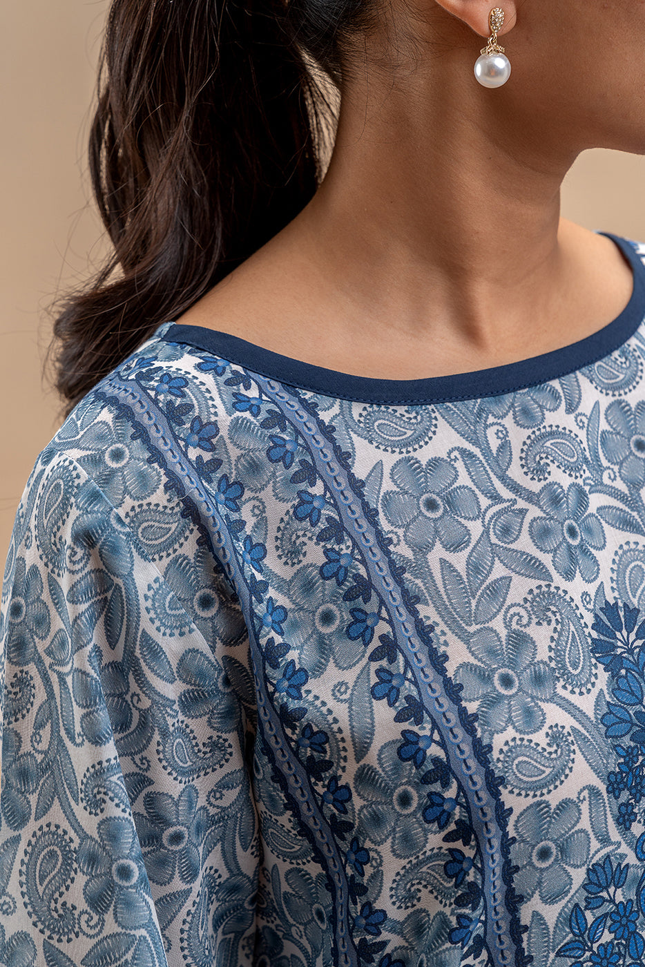 3 PIECE PRINTED LAWN SUIT-CAROLINA HUES (UNSTITCHED)