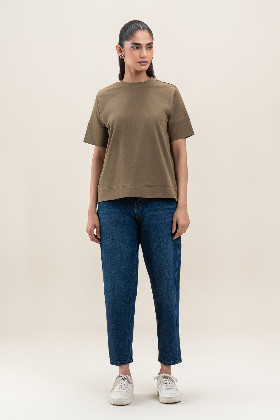 REGULAR FIT T-SHIRT