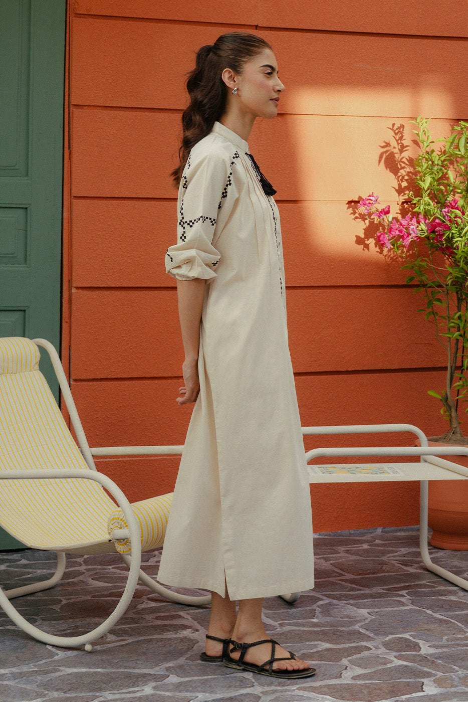 LONG BAND COLLAR DRESS