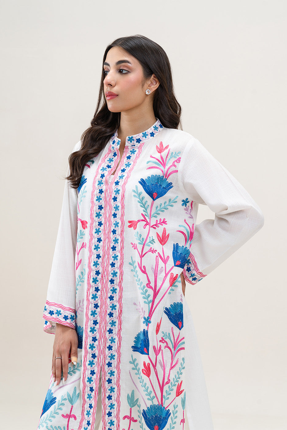 EMBROIDERED SLUB LAWN SHIRT (PRET)