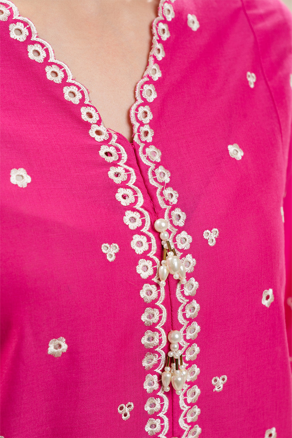 2 PIECE EMBROIDERED COTTON VISCOSE SUIT (PRET)