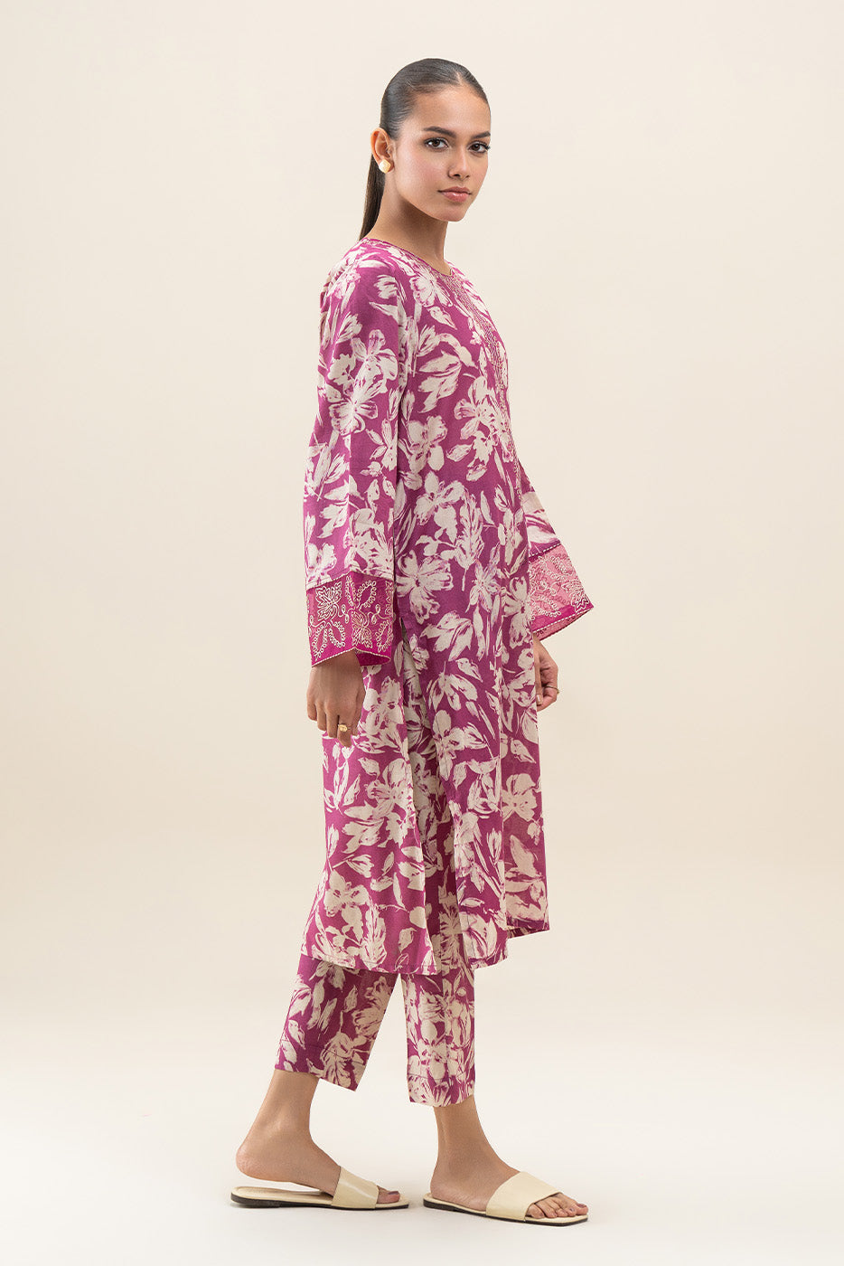 2 PIECE EMBROIDERED LAWN SUIT (PRET)