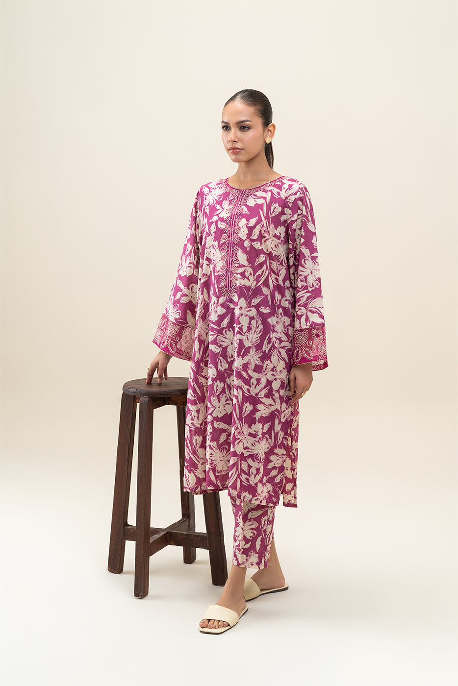 2 PIECE EMBROIDERED LAWN SUIT (PRET)