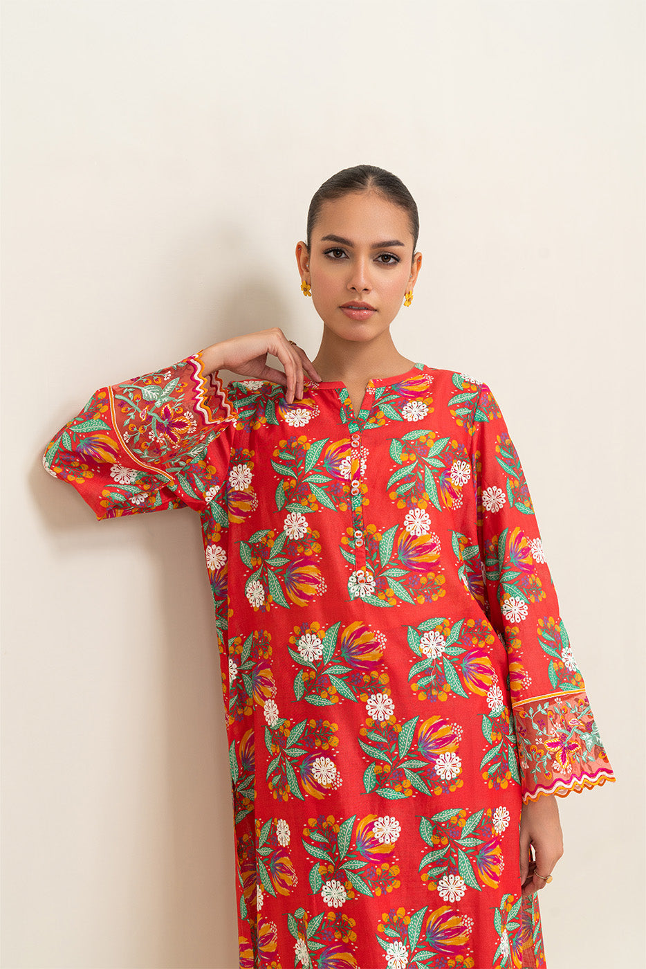 2 PIECE EMBROIDERED LAWN SUIT (PRET)