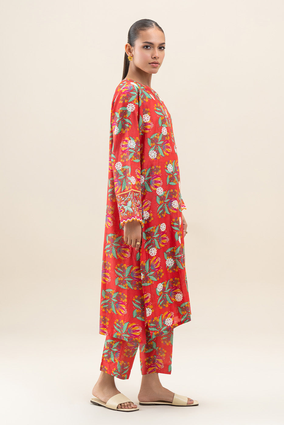 2 PIECE EMBROIDERED LAWN SUIT (PRET)