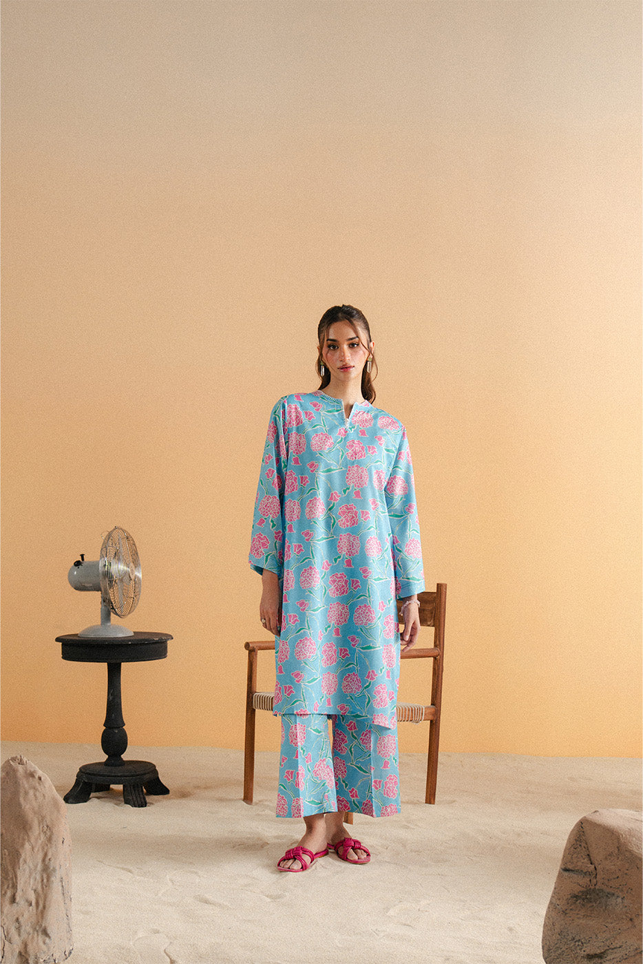 2 PIECE PRINTED LAWN SUIT (PRET)
