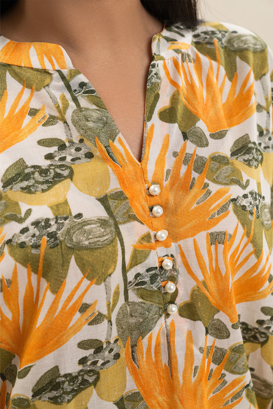2 PIECE PRINTED LAWN SUIT (PRET)