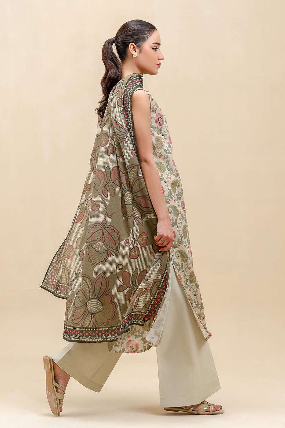 3 PIECE PRINTED LAWN SUIT-MILD DOVE (UNSTITCHED)