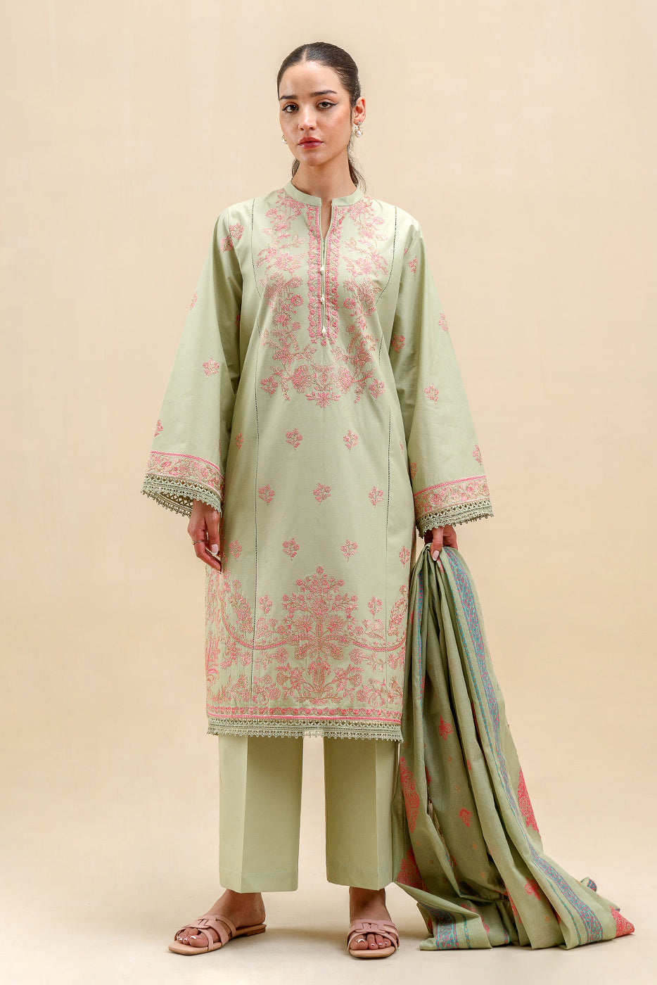 3 PIECE EMBROIDERED LAWN SUIT-MINT AURA (UNSTITCHED)