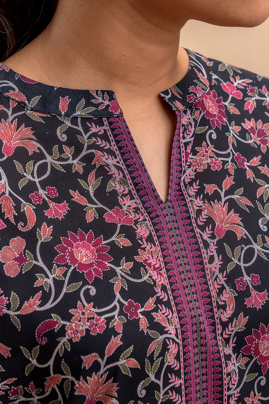 3 PIECE PRINTED LAWN SUIT-ETHNIC BLOOM (UNSTITCHED)