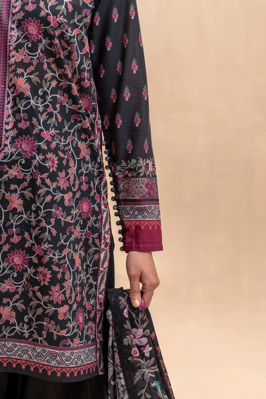 3 PIECE PRINTED LAWN SUIT-ETHNIC BLOOM (UNSTITCHED)