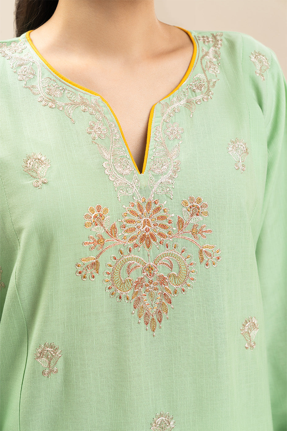 EMBROIDERED SLUB SHIRT (PRET)