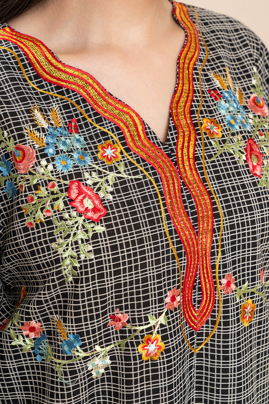 2 PIECE EMBROIDERED DORIA SUIT (PRET)