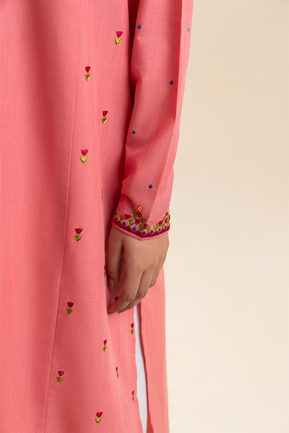 EMBROIDERED SLUB SHIRT (PRET)