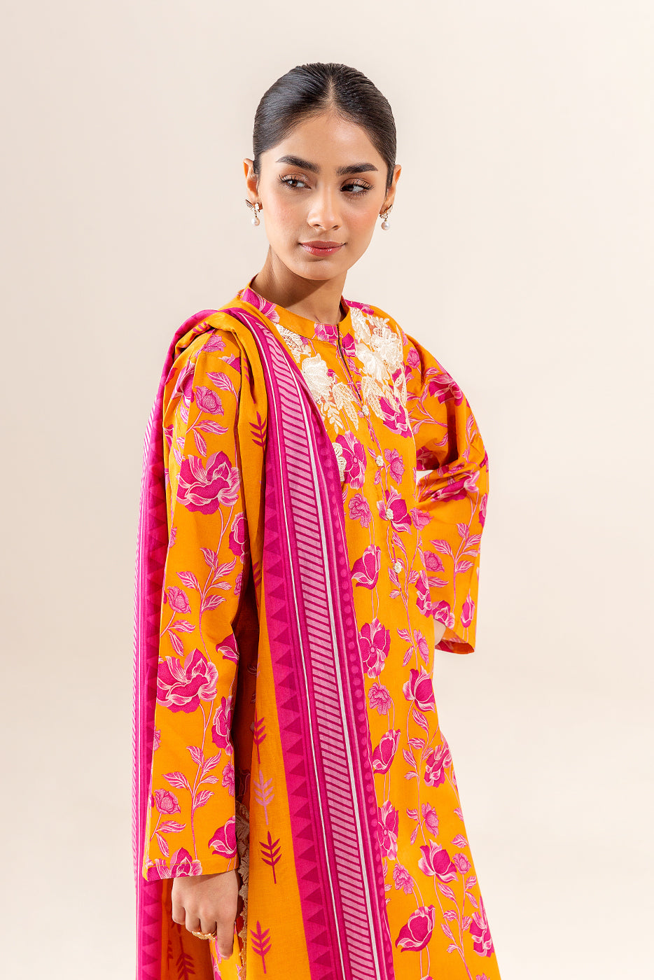 2 PIECE EMBROIDERED LAWN SUIT-AUTUMN GLORY (UNSTITCHED) - BEECHTREE