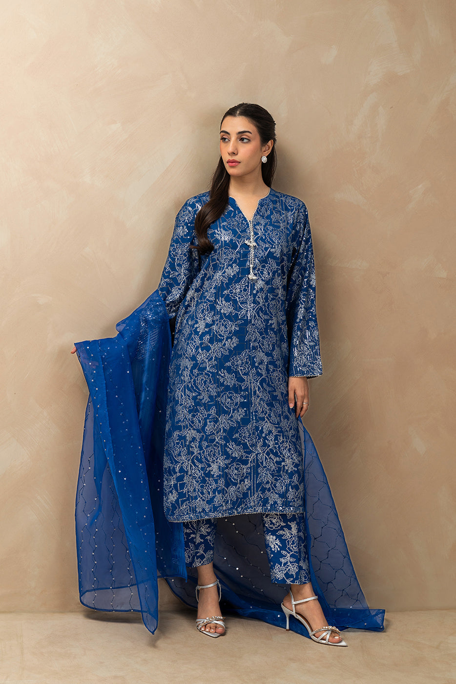 3 PIECE EMBROIDERED RAW SILK SUIT (LUXURY-PRET)