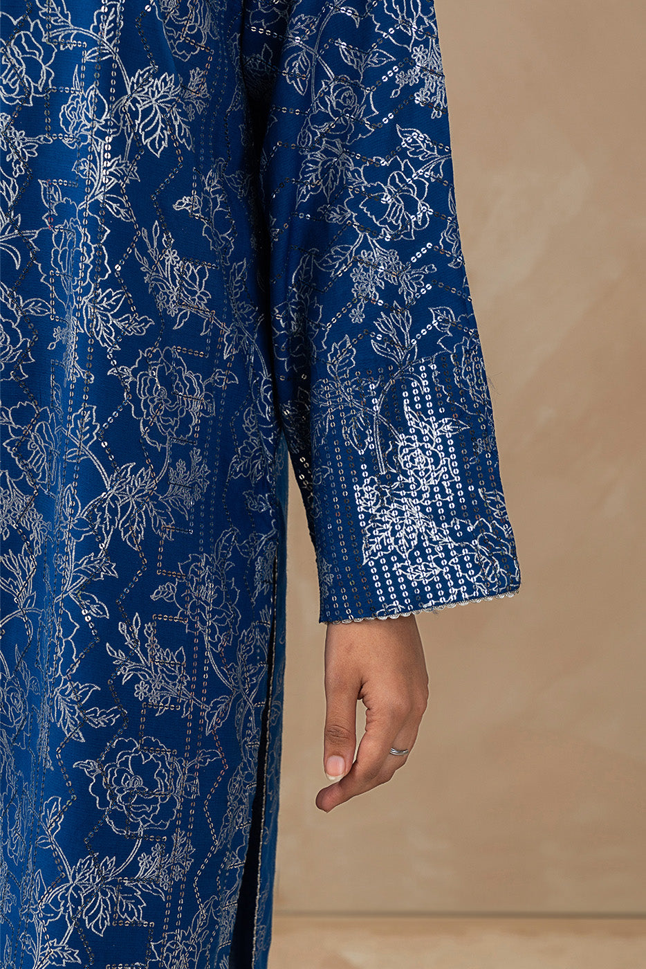 3 PIECE EMBROIDERED RAW SILK SUIT (LUXURY-PRET)