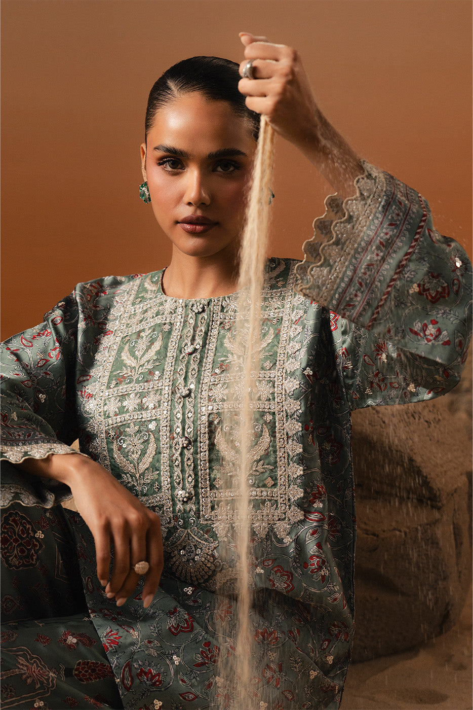 2 PIECE EMBROIDERED SHAMOZE SILK SUIT (LUXURY-PRET)
