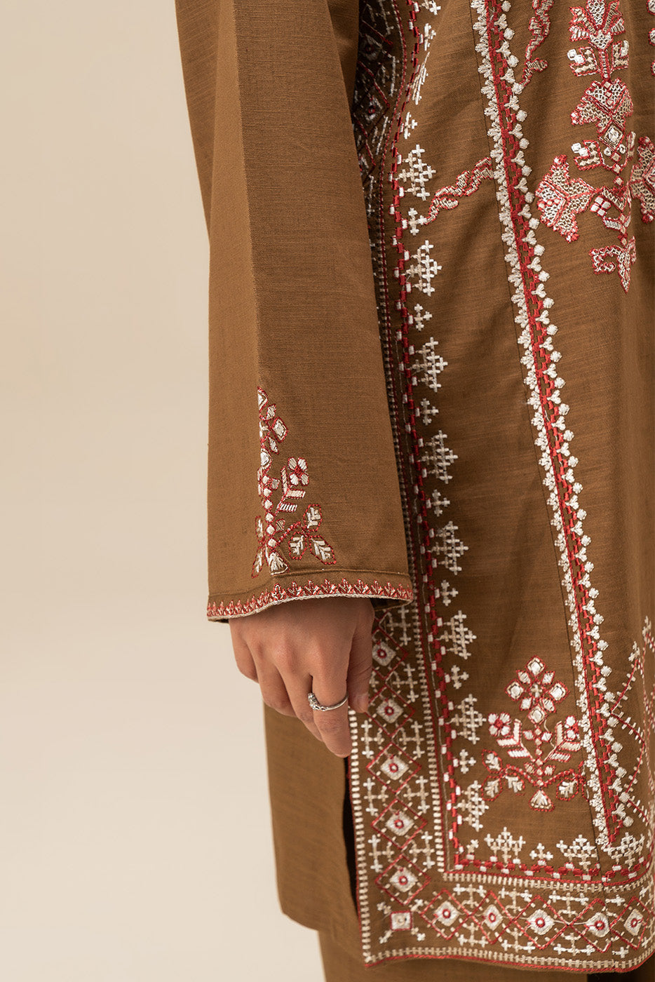 2 PIECE EMBROIDERED SLUB KHADDAR SUIT (PRET)