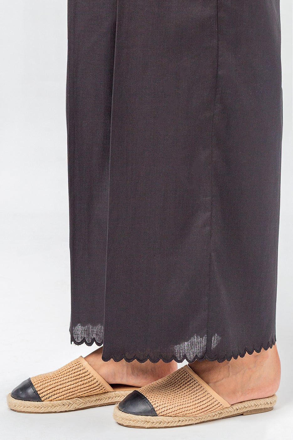 EMBROIDERED CULOTTE PANTS