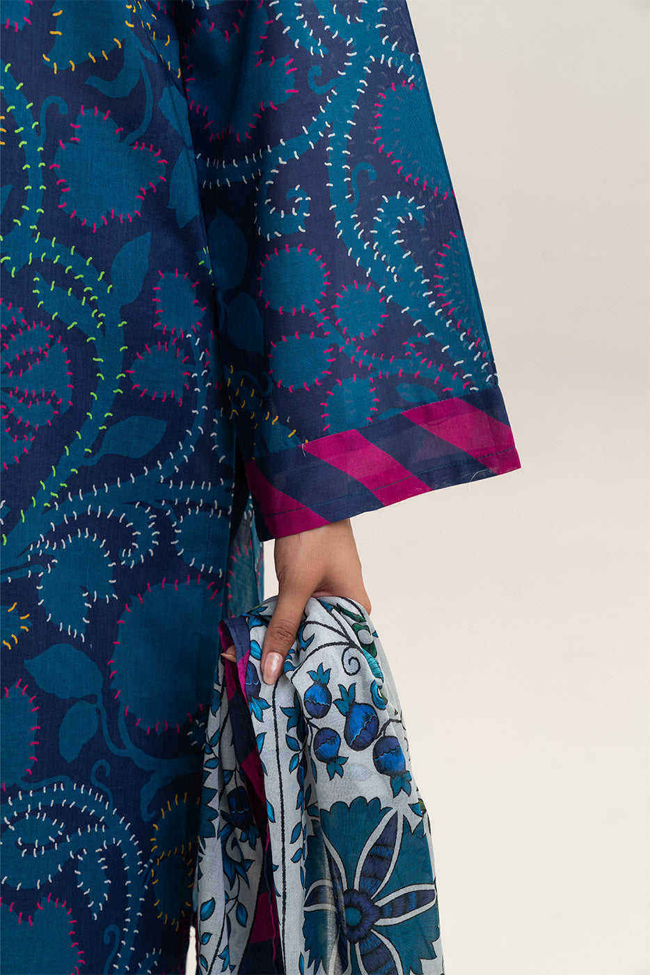 3 PIECE PRINTED LAWN SUIT-PRUSSIAN SHADES (UNSTITCHED)