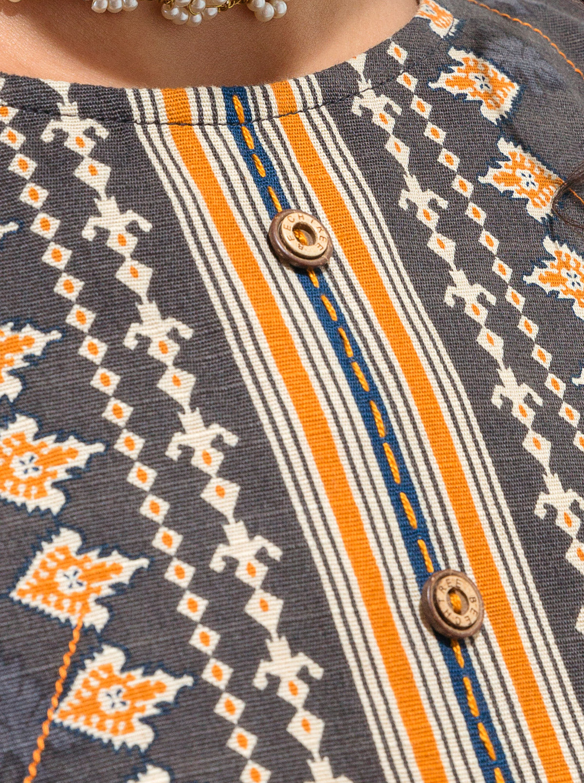 3 PIECE - PRINTED KHADDAR SUIT - GREY GLITZ MORBAGH WN_21