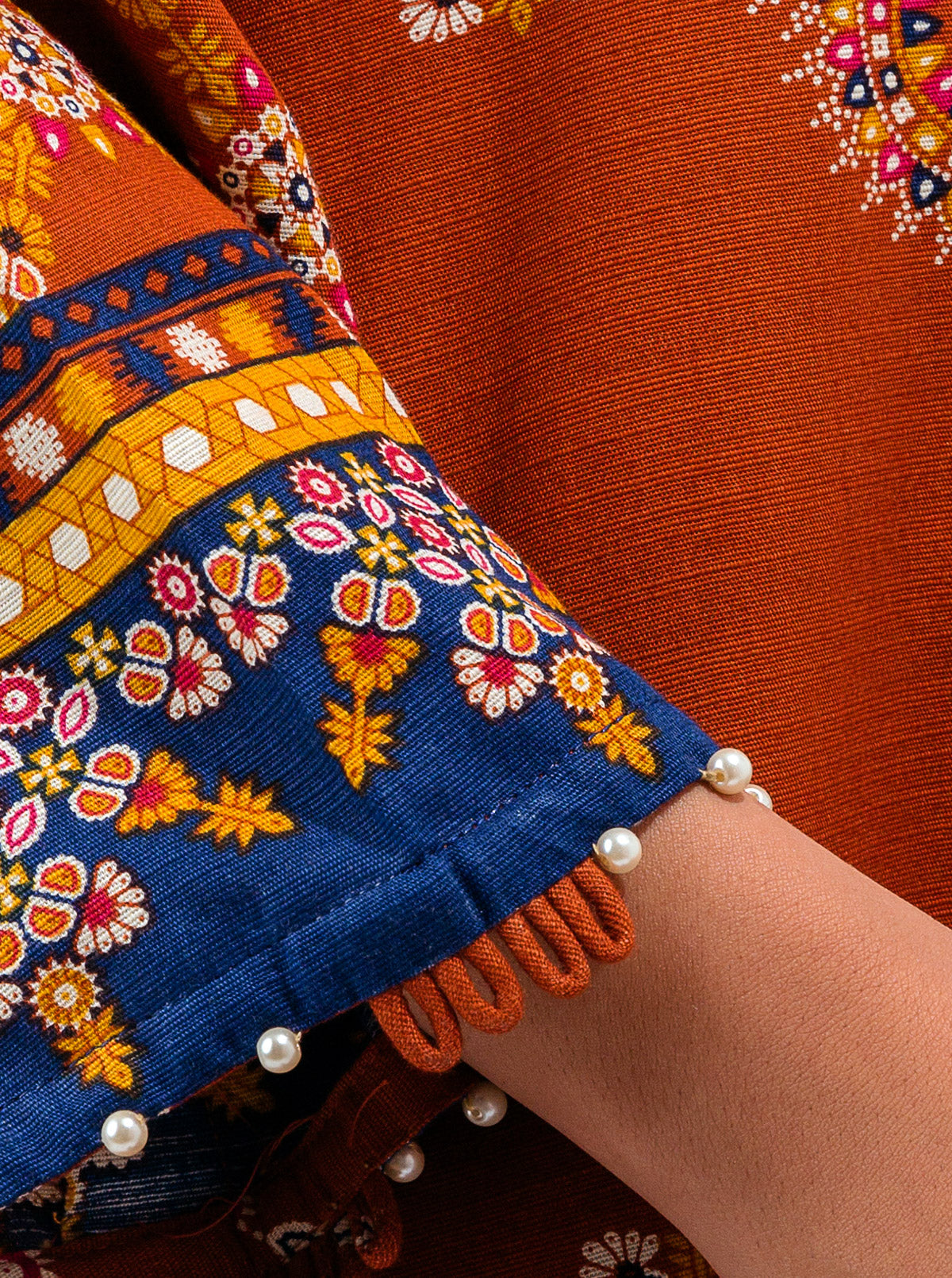 3 PIECE - PRINTED KHADDAR SUIT - GYPSY GLOW MORBAGH WN_21