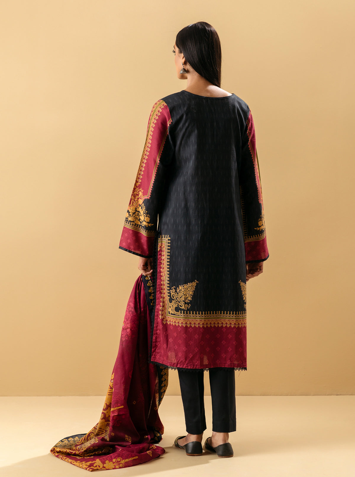 3 PIECE - EMBROIDERED LAWN SUIT - RAVEN GLOW MORBAGH SU_22