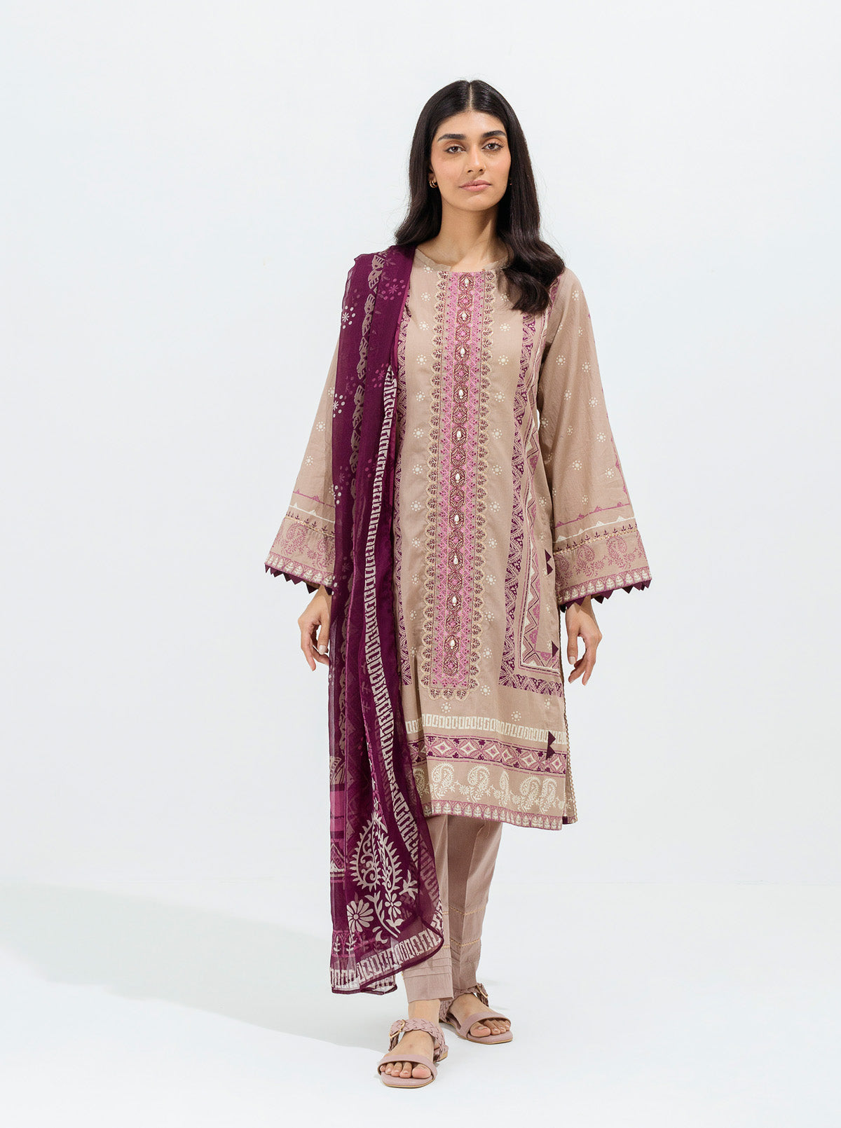 Classic Taupe-Embroidered-3P