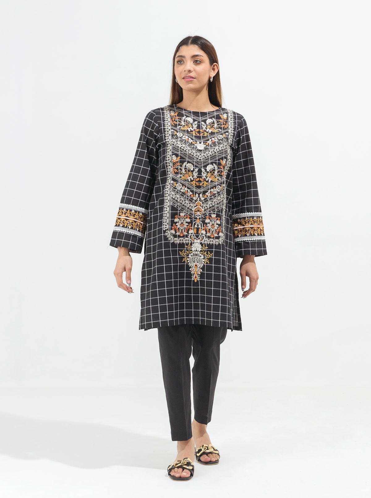 Magical Onyx-Embroidered-1P (UNSTITCHED)