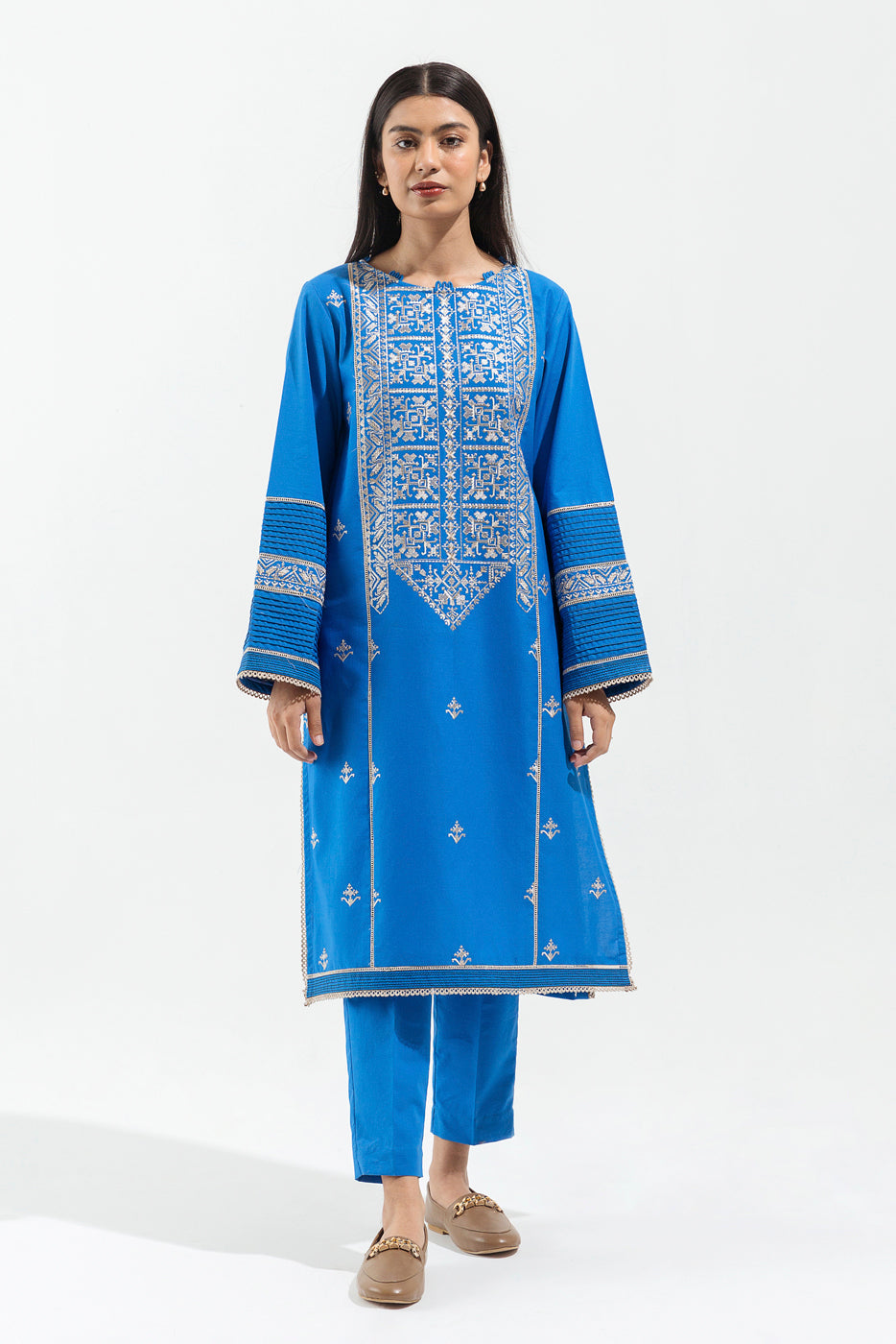 2 PIECE - EMBROIDERED KHADDAR SUIT - DIVINITY DREAM