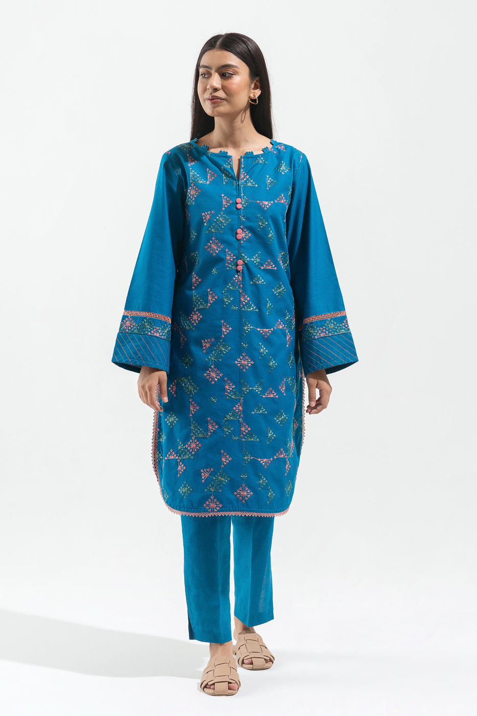 2 PIECE - EMBROIDERED KHADDAR SUIT - ENCHANTED BLOOM