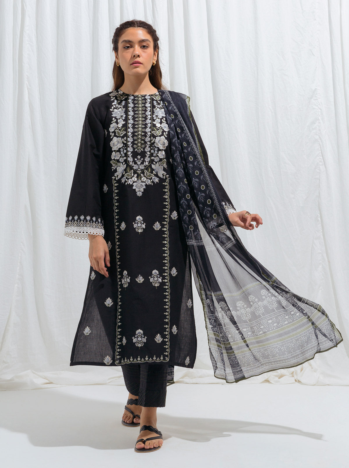 NIGHT BLOOM-EMBROIDERED -3P