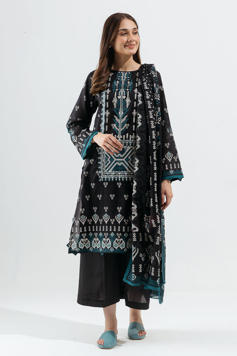 Regal Tea-Embroidered-2P